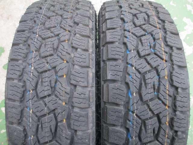 TOYO
OPEN
COUNTRY
A / T
215 / 70R16
100T
4 pieces set