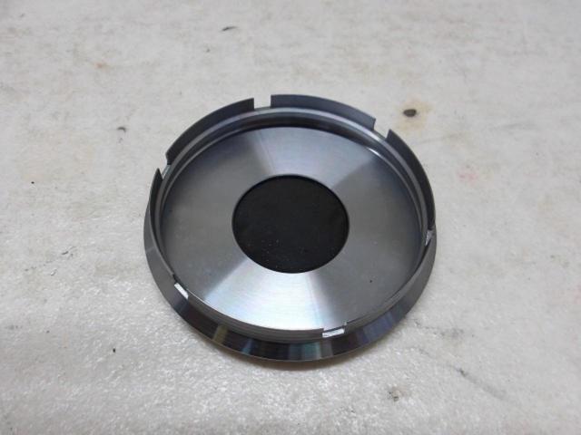 YOKOHAMA
ADVAN
Racing
Center cap
Middle
4 pieces set