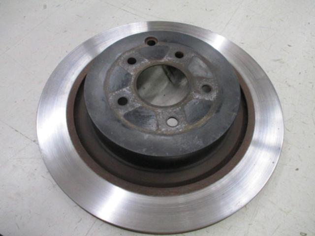 Nissan genuine
Rear brake rotor
Skyline
RV37