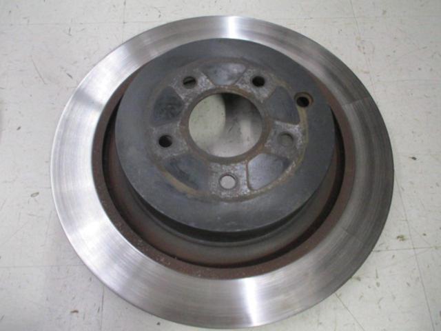 Nissan genuine
Rear brake rotor
Skyline
RV37