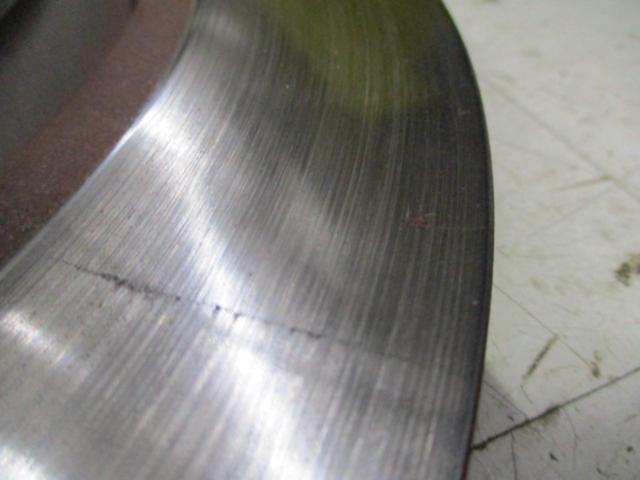 Nissan genuine
Rear brake rotor
Skyline
RV37