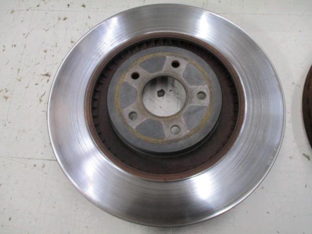 Nissan genuine
Front brake rotor
Fairlady Z
RZ34
VersionNISMO