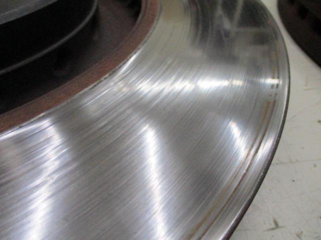 Nissan genuine
Front brake rotor
Fairlady Z
RZ34
VersionNISMO