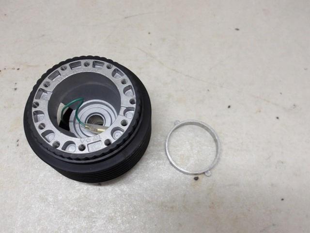 HKB ステアリングボス ON-175C
