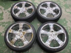 Elford
BAZO
BAZO-B52
+
RADAR
Dimax
R8 +
225 / 35R19
88Y