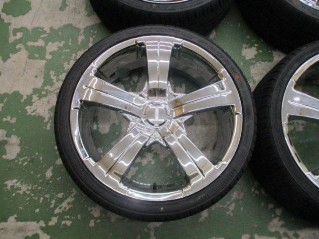 Elford
BAZO
BAZO-B52
+
RADAR
Dimax
R8 +
225 / 35R19
88Y