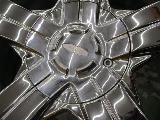 Elford
BAZO
BAZO-B52
+
RADAR
Dimax
R8 +
225 / 35R19
88Y