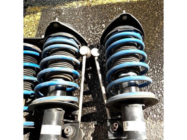 Toyota Genuine +
ESPELIR
Genuine shocks + lowering springs for 86
ZN6/first half