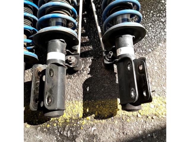 Toyota Genuine +
ESPELIR
Genuine shocks + lowering springs for 86
ZN6/first half