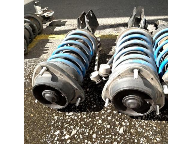 Toyota Genuine +
ESPELIR
Genuine shocks + lowering springs for 86
ZN6/first half
