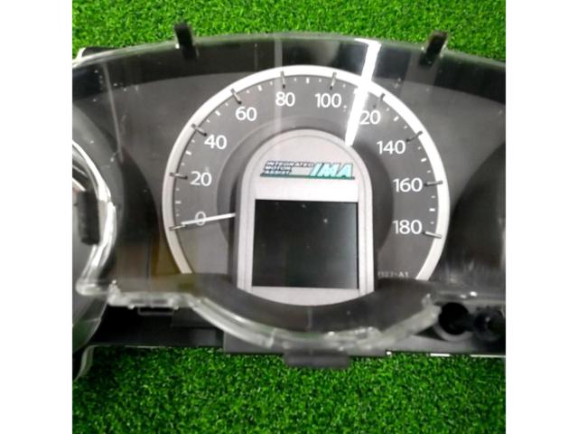 Honda genuine speedometer
Fit Hybrid / GP1