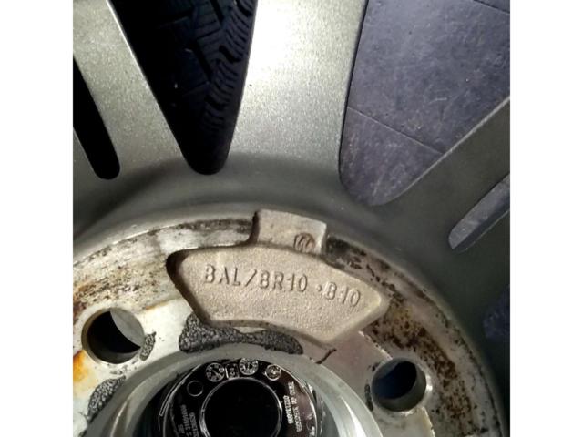 BRIDGESTONE BALMINUM BR10 + BRIDGESTONE BLIZZAK VRX3