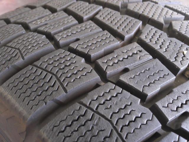 HOT STUFF Exceeder E05 + DUNLOP WINTERMAXX WM02