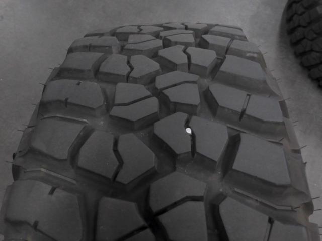 Lehrmeister PREMIX SHANKS+BFGoodrich Mud-Terrain T/A KM2