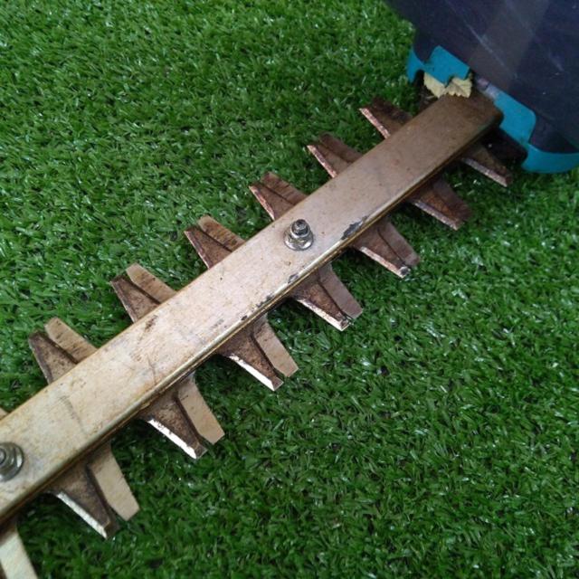 【WG】makita 充電式バリカン MUH367D