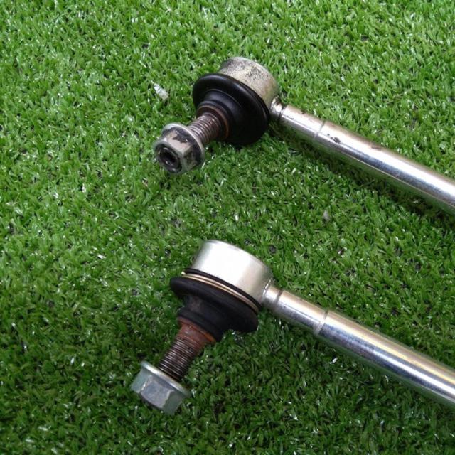 SUZUKI genuine
Stabilizer link