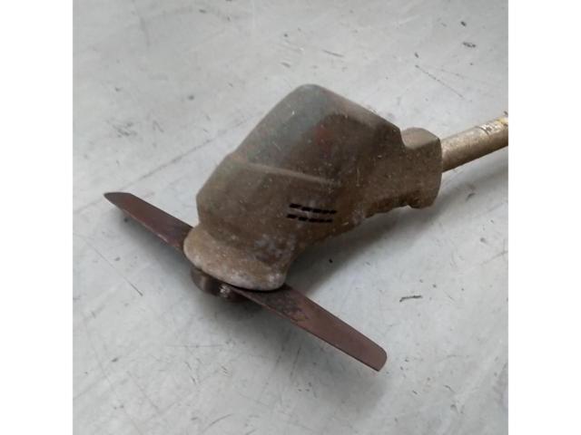 【WG】makita 充電式草刈機/MUR182UD