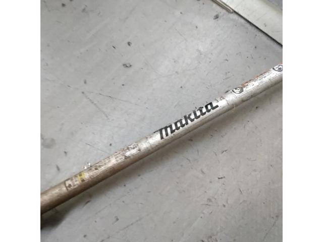 【WG】makita 充電式草刈機/MUR182UD