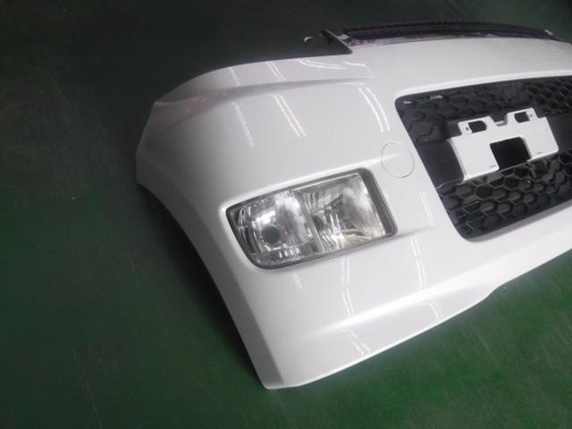 DAIHATSU フロントバンパー