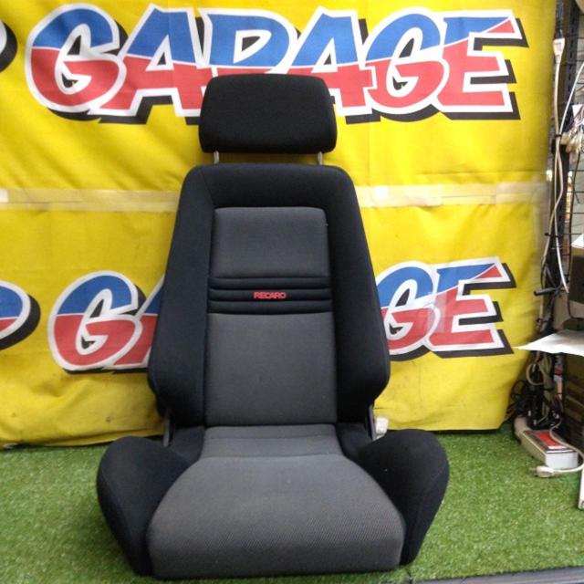 RECARO
LX-M