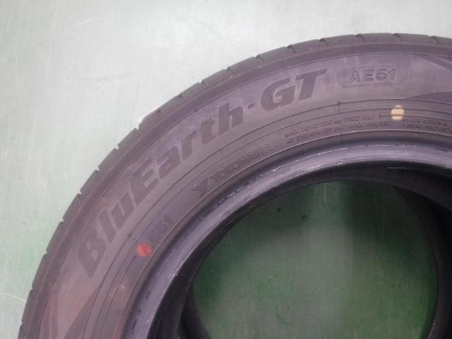 【2本セット】YOKOHAMA BluEarth-GT AE51