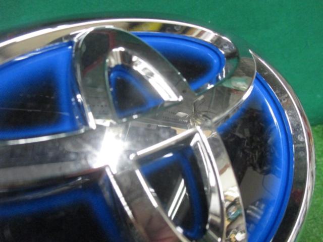 TOYOTA 純正フロントエンブレム 【ブルー】