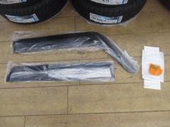 Uninstalled / RH side only
SUZUKI
Wide visor
Spacia/Spacia Base/MK53S/MK33V