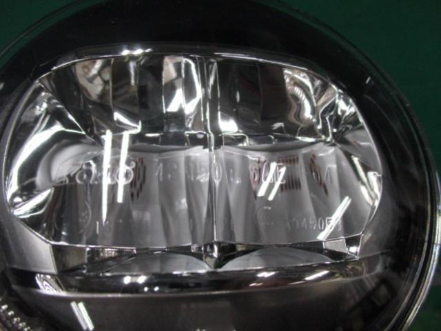 ★新車外し★ TOYOTA 130系マークX後期純正LEDフォグランプ