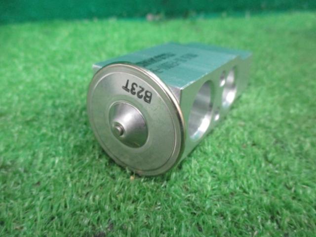  unused goods 
Unknown Manufacturer
Expansion valve EX-S2
