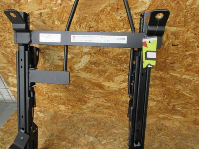 BRIDE(ブリッド) SUPER SEAT RAIL 助手席側