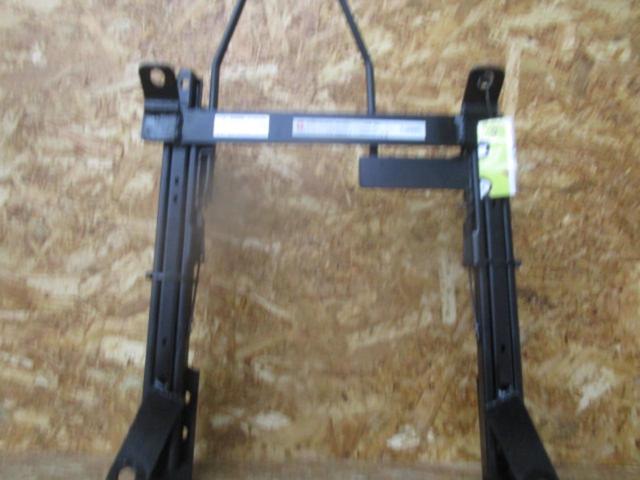 BRIDE(ブリッド) SUPER SEAT RAIL 運転席側