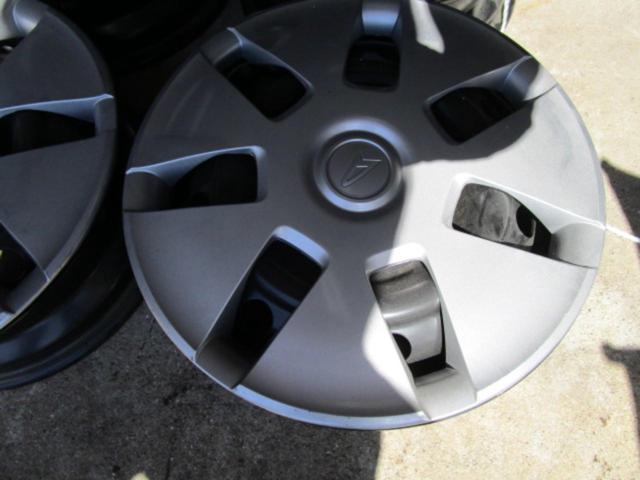 Daihatsu
Hijet
Genuine steel