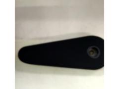 TOYOTA
Roomy genuine armrest