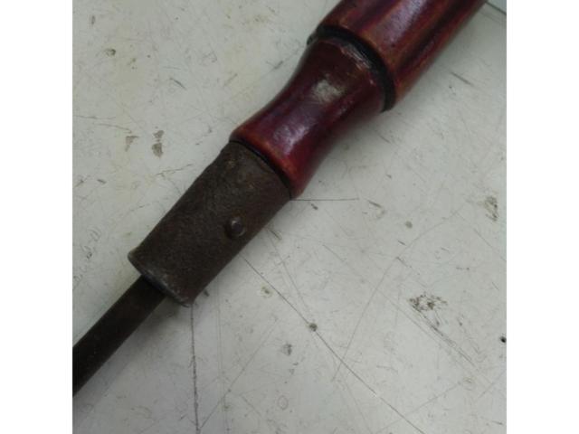 Unknown Manufacturer
Phillips screwdriver