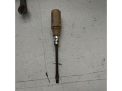 Unknown Manufacturer
Flat-blade screwdriver