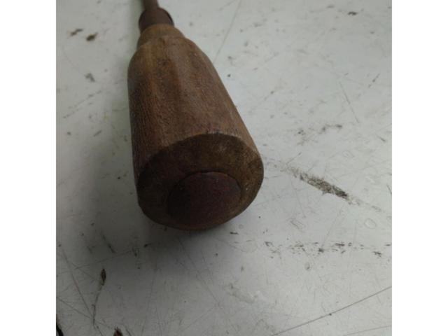 Unknown Manufacturer
Flat-blade screwdriver