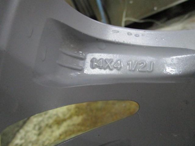 スズキ スペーシア純正14インチホイール+BRIDGESTONE BLIZZAK VRX2