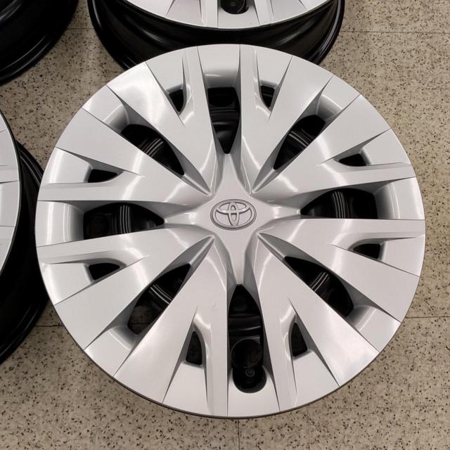 【トヨタ純正】 ヤリス スチールホイール 【ハブ径54mm】