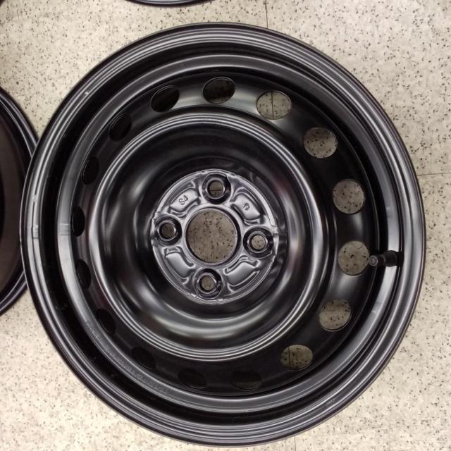 【トヨタ純正】 ヤリス スチールホイール 【ハブ径54mm】