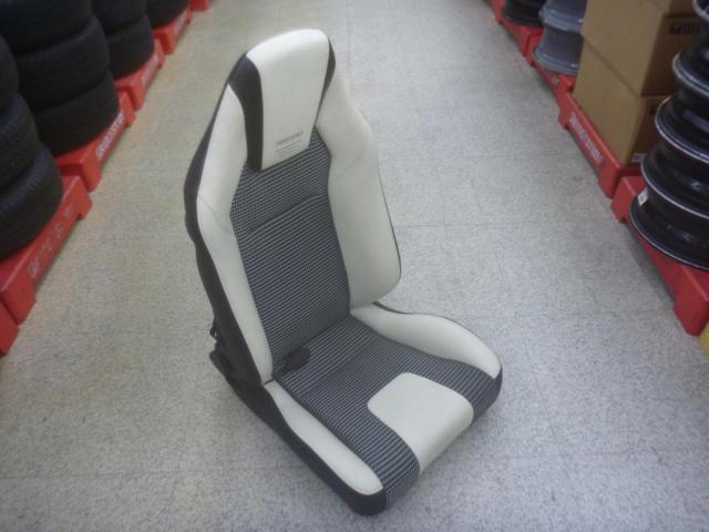【RECARO】LX-F IL110