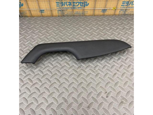 TOYOTA純正 リアドア アームレスト
