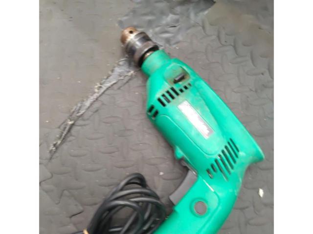 makita 15mm振動ドリル M812