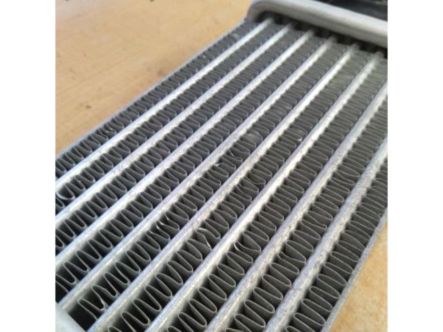 Genuine Daihatsu Copen
LA400K genuine intercooler core only