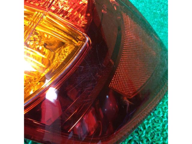 LEXUS IS GSE20 前期純正テールレンズ