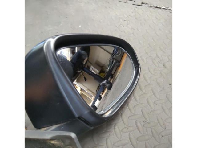 ※運転席側【トヨタ純正】NHP10アクア ドアミラー