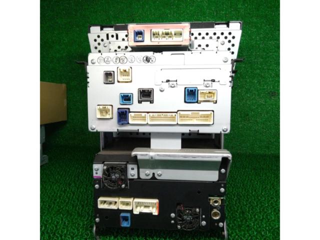 [Wakeari] LEXUS
GS350 genuine multi-monitor