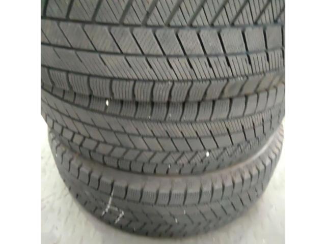 【4本セット】【BRIDGESTONE】BLIZZAK VRX3