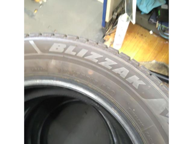【4本セット】【BRIDGESTONE】BLIZZAK VRX3