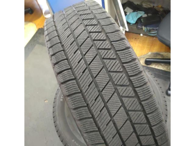 【4本セット】【BRIDGESTONE】BLIZZAK VRX3