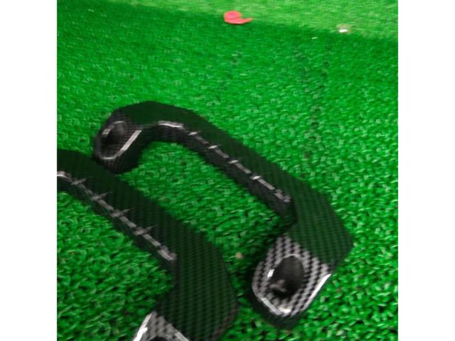 メーカー不明 200系ハイエース用アシストグリップ カーボン調
